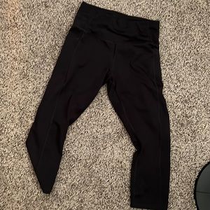 All in motion size medium capri with pockets!